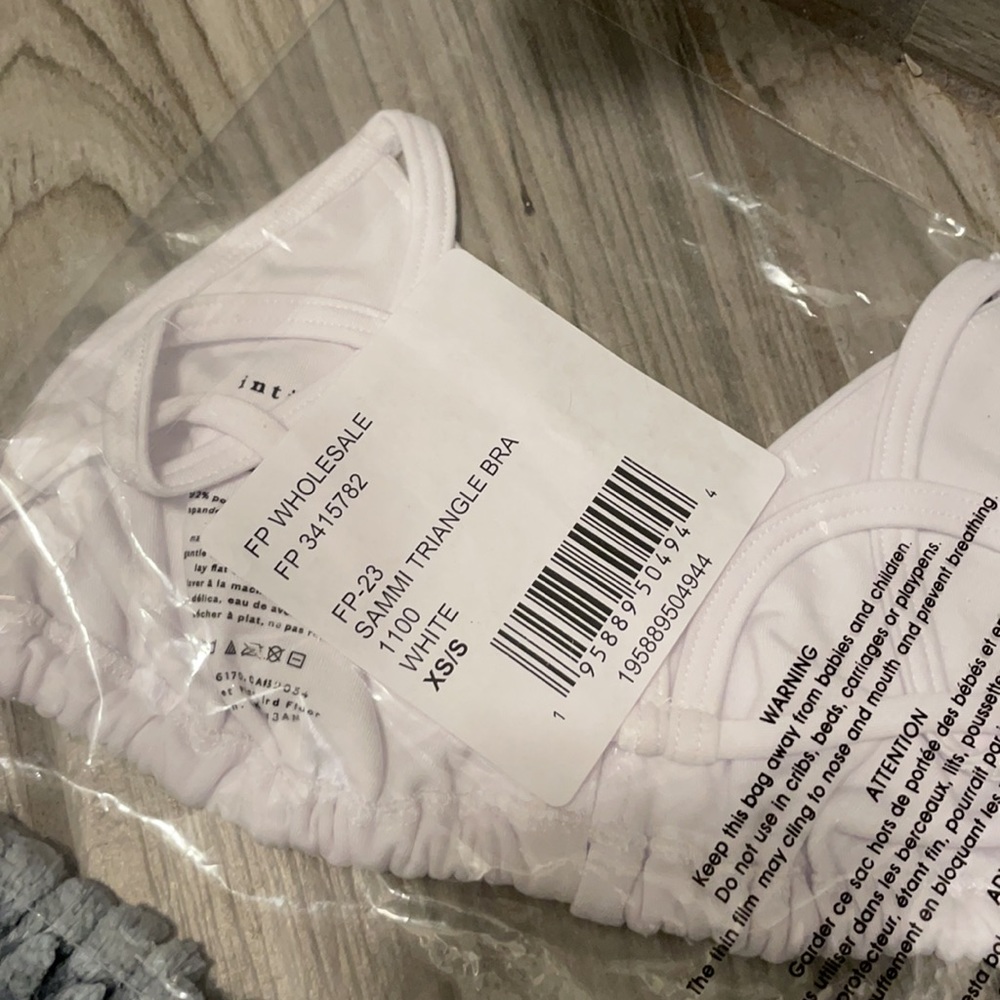 FREE PEOPLE ❤️‍🔥 SAMMI BRALETTE NWT SIZE XS/S - Picture 12 of 12